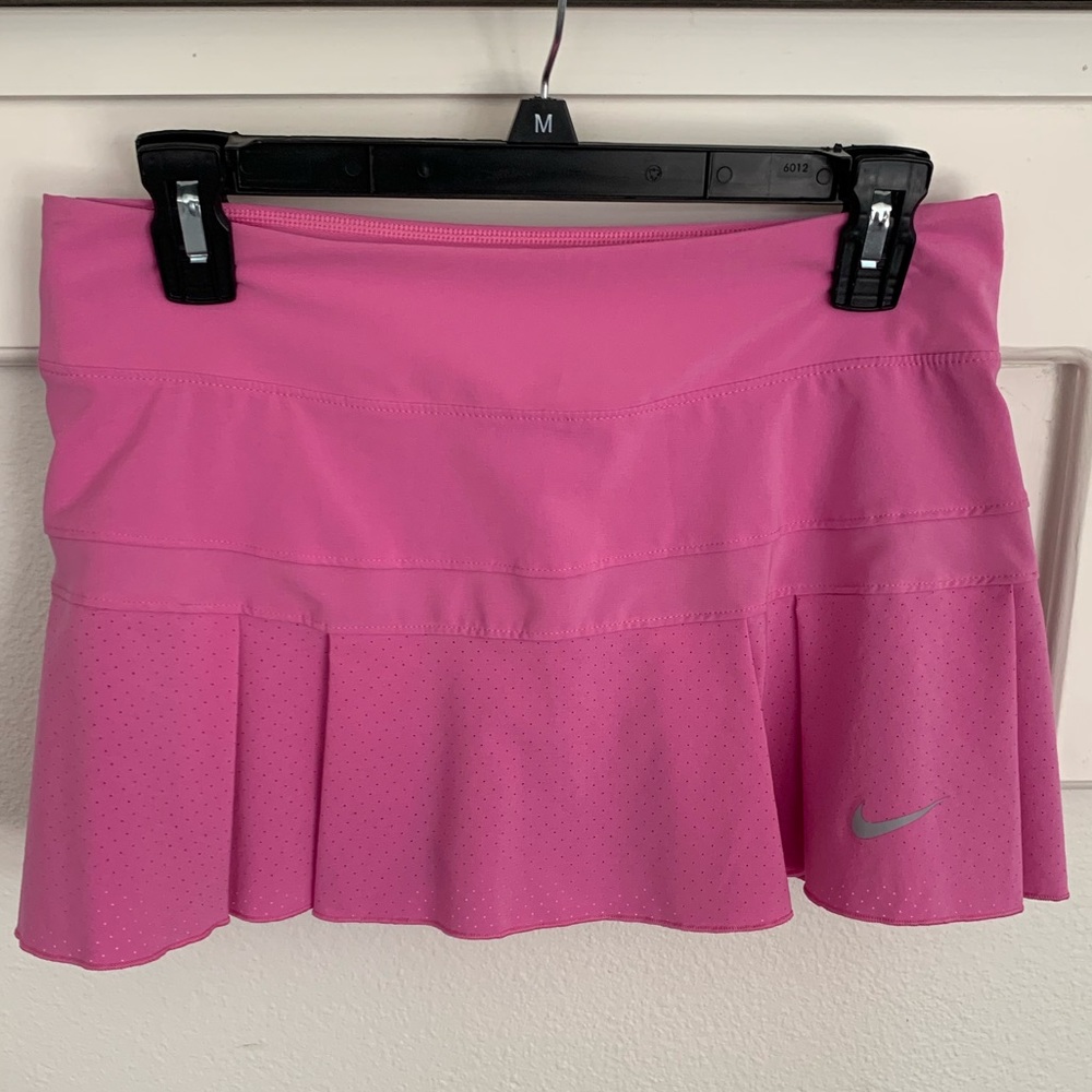 Nike pleated tennis skirt